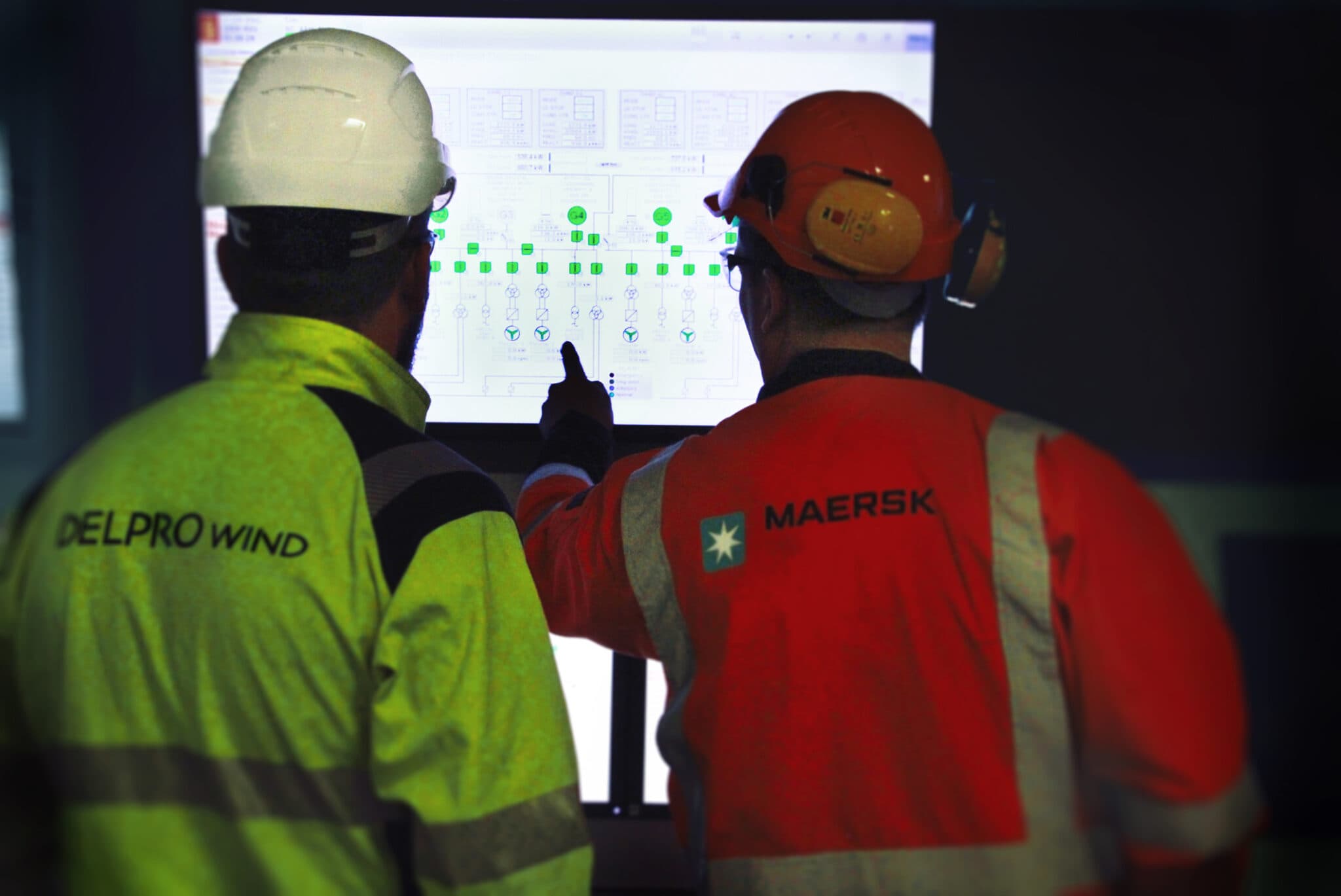 High-Voltage-Authorised-Persons-2048x1369